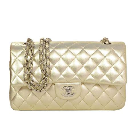 do chanel bags have real gold|Chanel quilted bag gold chain.